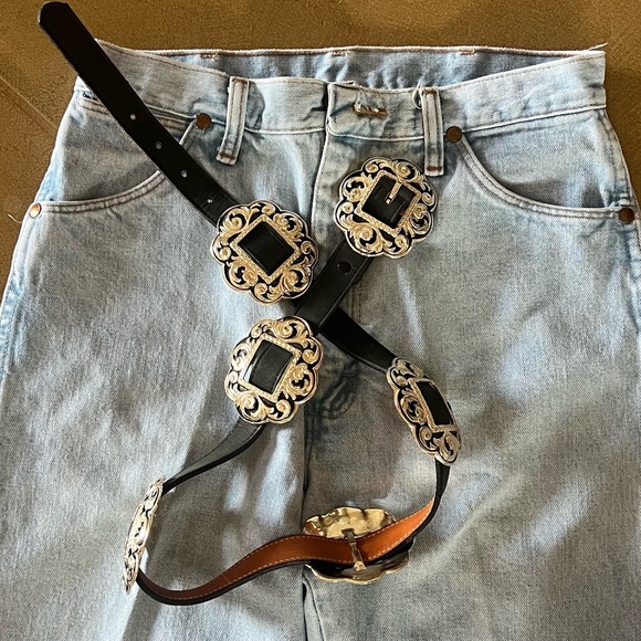 Vintage Texas Leather Manufacturing Texas Concho Belt - Picture 1 of 10